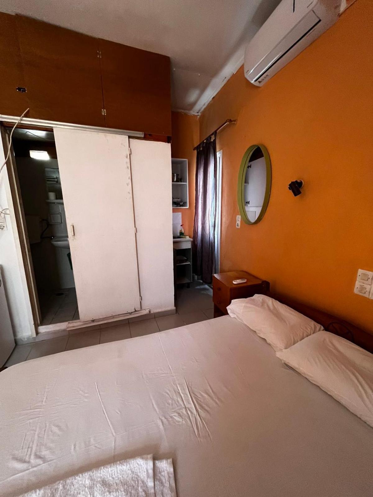 Selena Rooms Agia Galini  Luaran gambar
